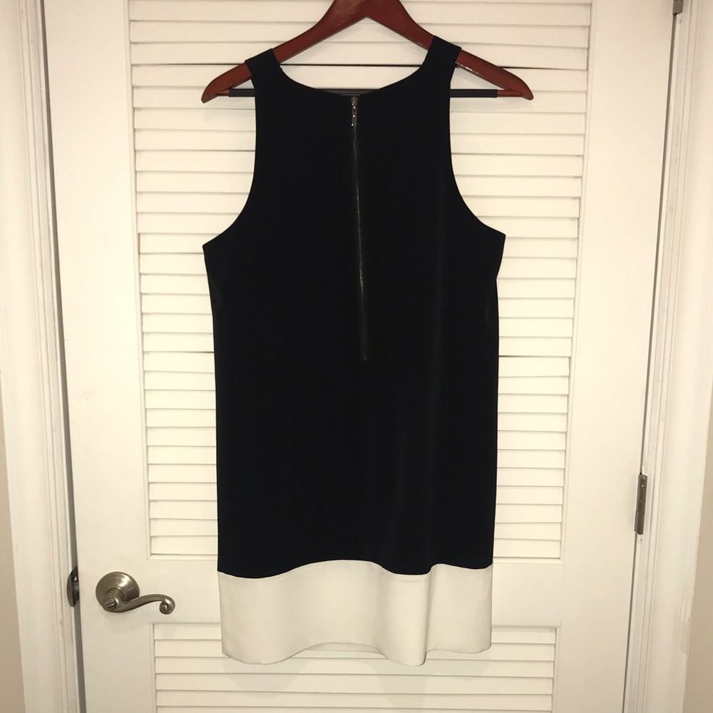Dress - Picture 4 of 6